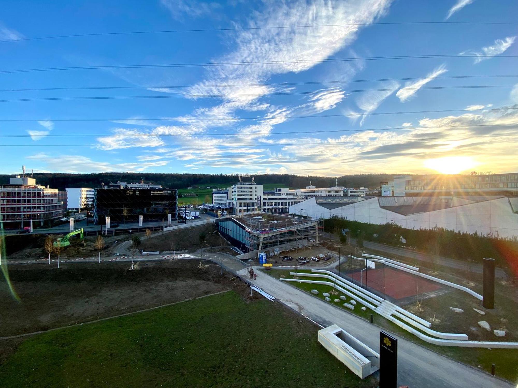 Glad Spot: Zurich - Central - Design - Netflix ภายนอก รูปภาพ
